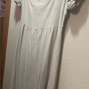 Chic Cream Maxi Dress